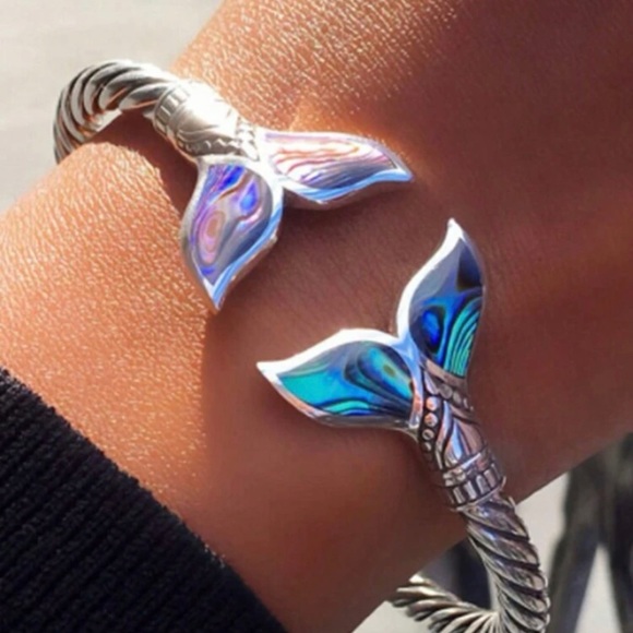 🆕 1 Pc Fashionable Mermaid Tail Retro Opening Adjustable Hip Hop Bracelet - Picture 4 of 8